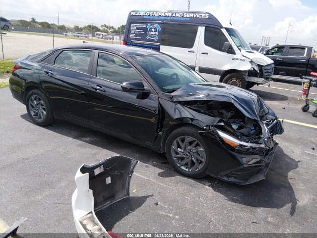 2024 HYUNDAI ELANTRA SEL 1