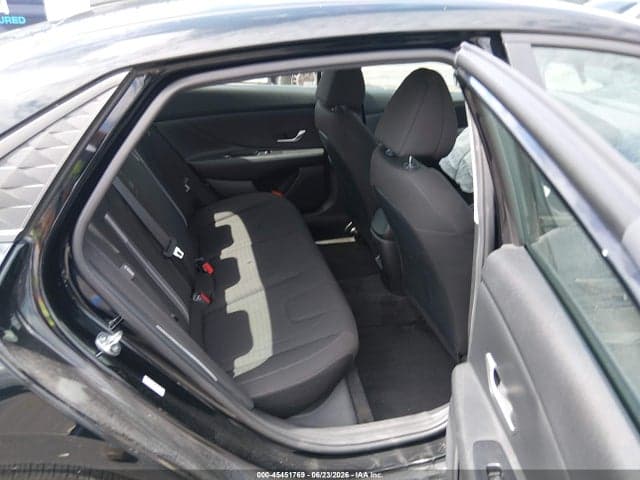 2024 HYUNDAI ELANTRA SEL 8