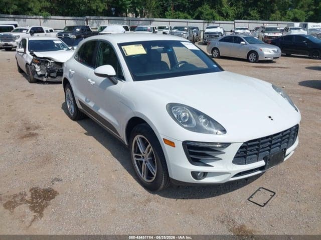 2015 PORSCHE MACAN S