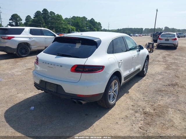 2015 PORSCHE MACAN S 4