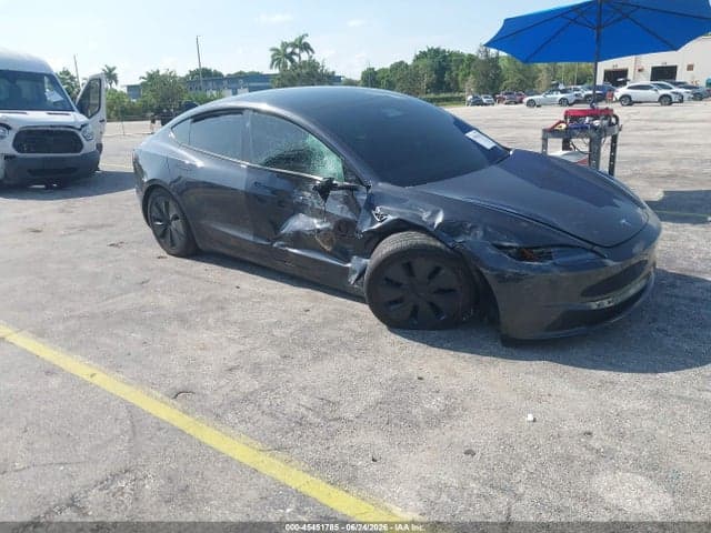 2025 TESLA MODEL 3