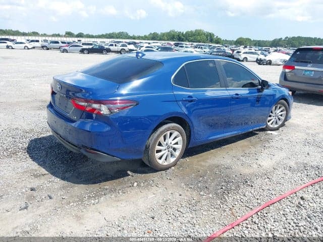 2023 TOYOTA CAMRY LE 4