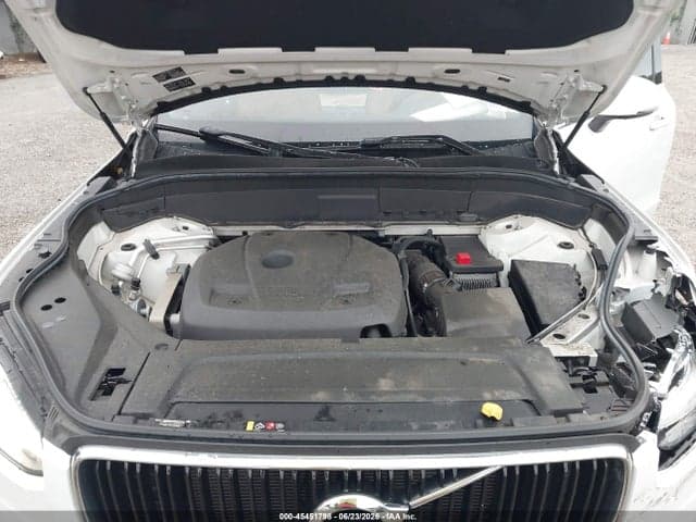 2017 VOLVO XC90 T6 10