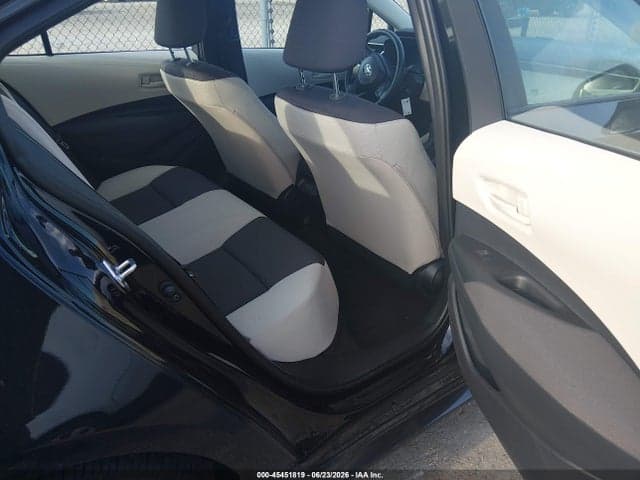 2026 TOYOTA COROLLA LE 8