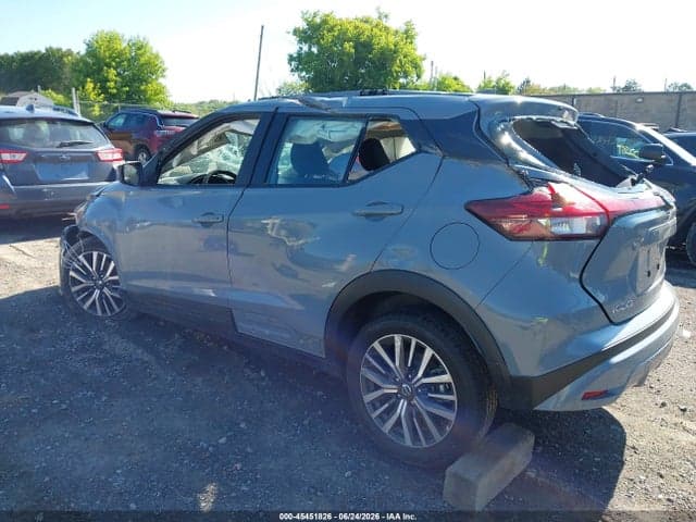 2021 NISSAN KICKS SV XTRONIC CVT 3