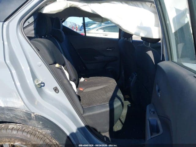 2021 NISSAN KICKS SV XTRONIC CVT 8