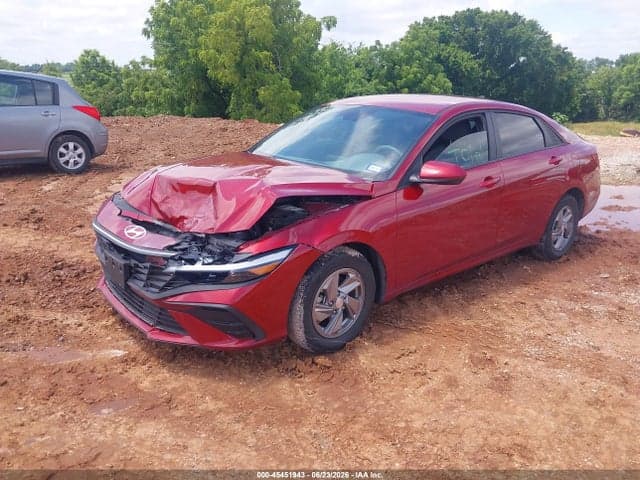 2025 HYUNDAI ELANTRA SE 2