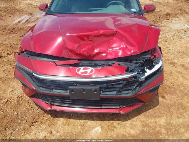 2025 HYUNDAI ELANTRA SE 6