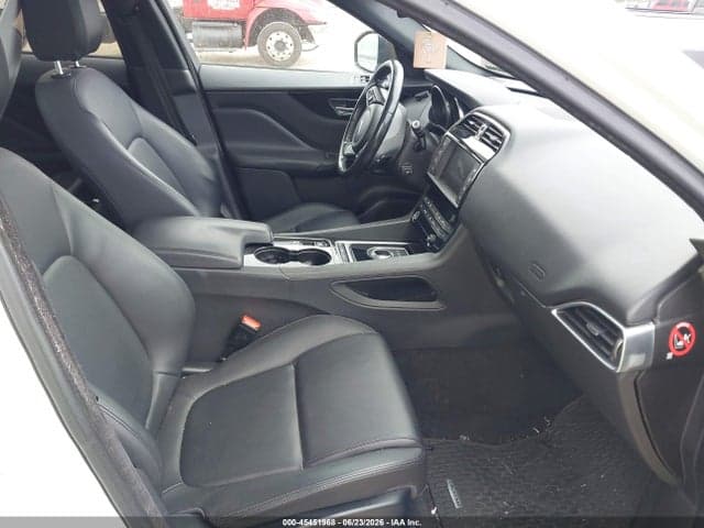 2017 JAGUAR F-PACE 35T 5