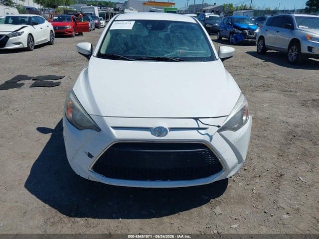 2019 TOYOTA YARIS L 6
