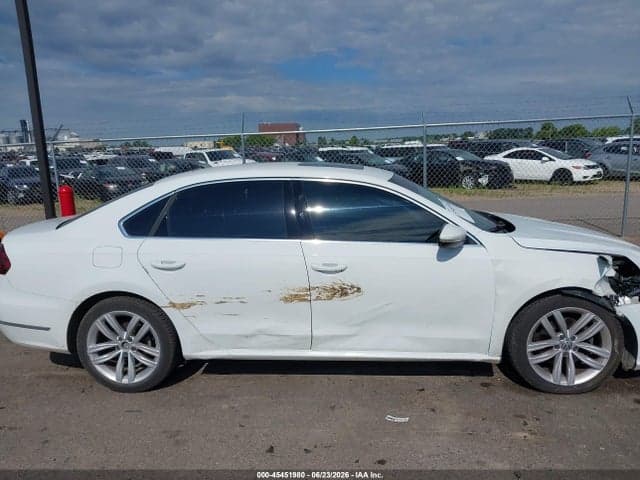 2018 VOLKSWAGEN PASSAT 2.0T SE 13