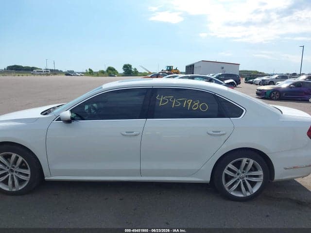 2018 VOLKSWAGEN PASSAT 2.0T SE 14