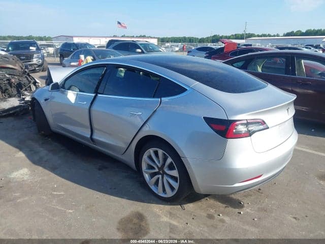 2018 TESLA MODEL 3 4