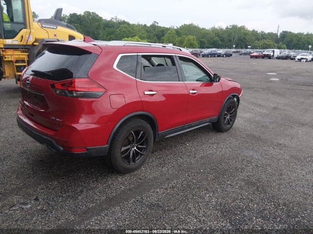 2017 NISSAN ROGUE SV 4