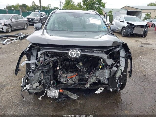 2025 TOYOTA RAV4 HYBRID XLE 6