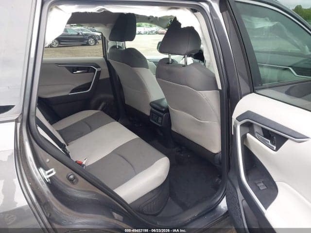 2025 TOYOTA RAV4 HYBRID XLE 8
