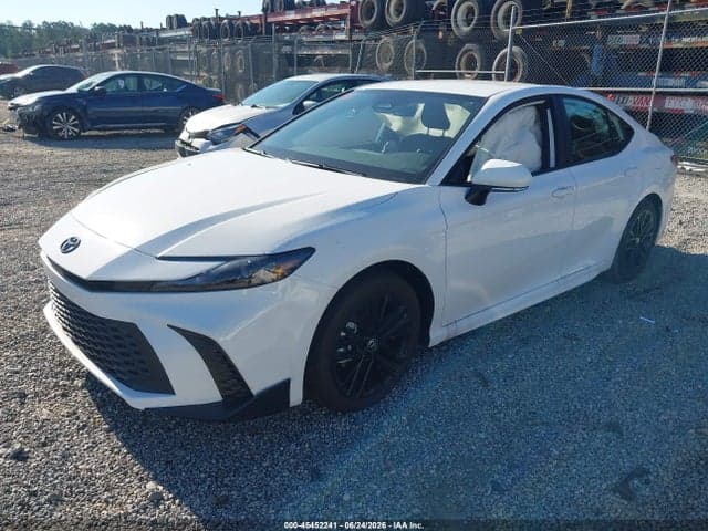 2026 TOYOTA CAMRY SE 2