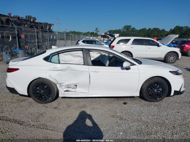 2026 TOYOTA CAMRY SE 13