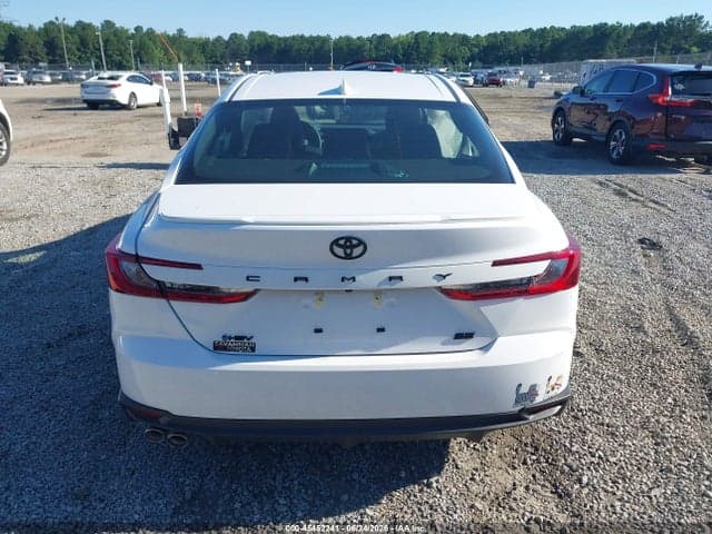 2026 TOYOTA CAMRY SE 16