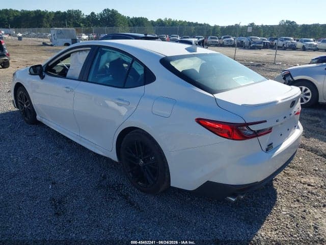 2026 TOYOTA CAMRY SE 3