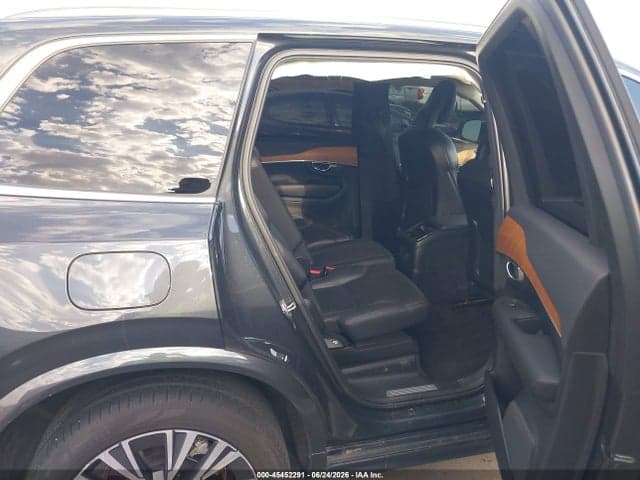 2021 VOLVO XC90 RECHARGE 8