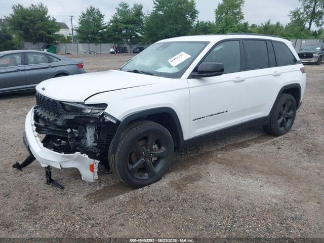 2023 JEEP GRAND CHEROKEE ALTITUDE 4X4 3