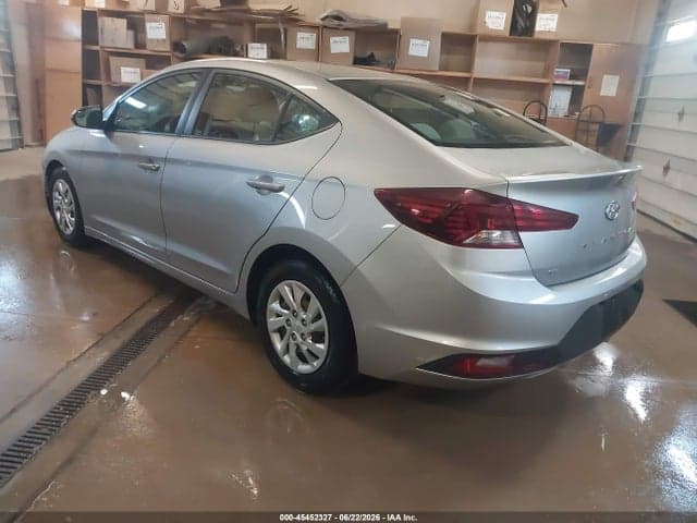 2020 HYUNDAI ELANTRA SE 3
