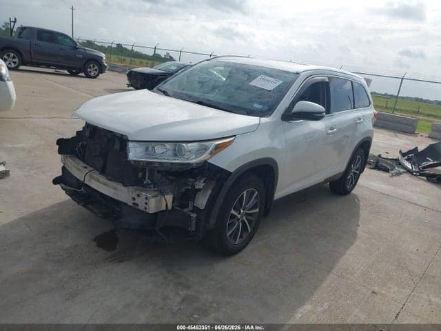 2019 TOYOTA HIGHLANDER XLE 2