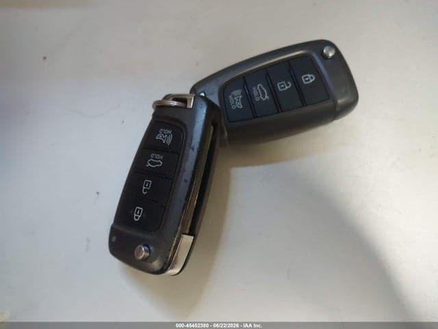 2021 HYUNDAI ELANTRA SE 11