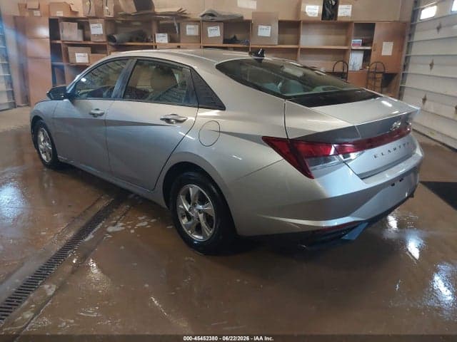 2021 HYUNDAI ELANTRA SE 3