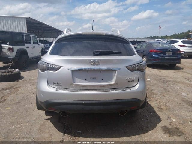 2017 INFINITI QX70 16