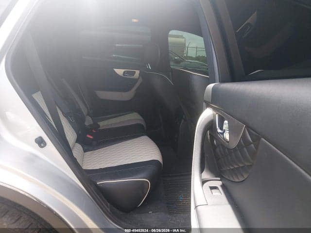 2017 INFINITI QX70 8