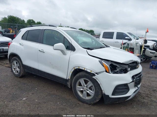 2020 CHEVROLET TRAX FWD LT - 1