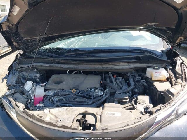 2022 TOYOTA SIENNA XLE 10