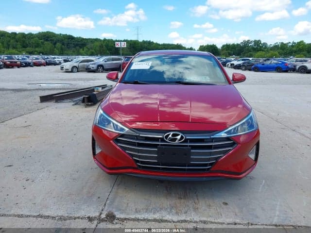 2019 HYUNDAI ELANTRA SE 12