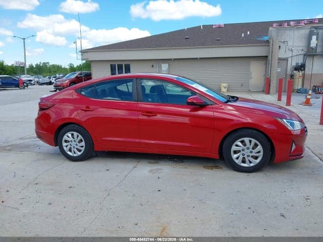 2019 HYUNDAI ELANTRA SE 13