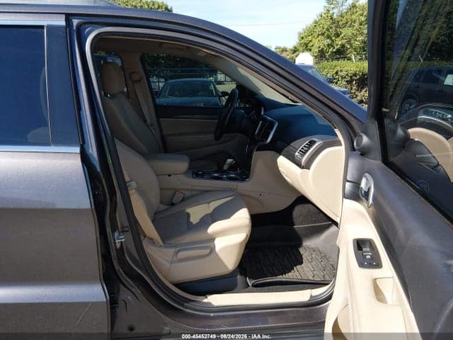 2019 JEEP GRAND CHEROKEE LAREDO E 4X4 5