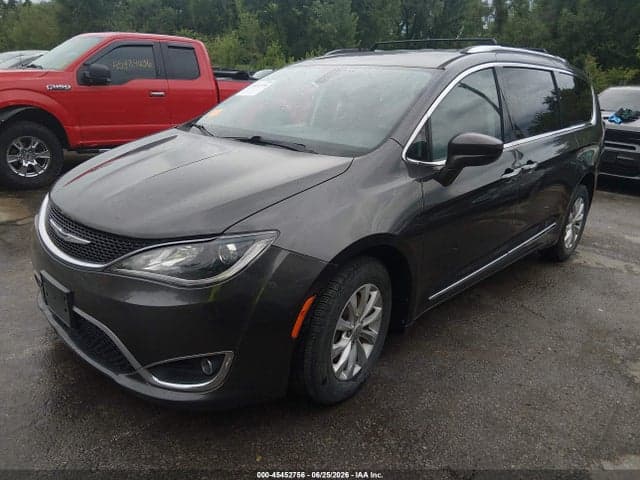 2019 CHRYSLER PACIFICA TOURING L 2