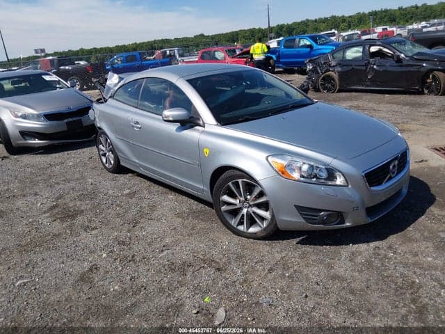 2011 VOLVO C70 T5