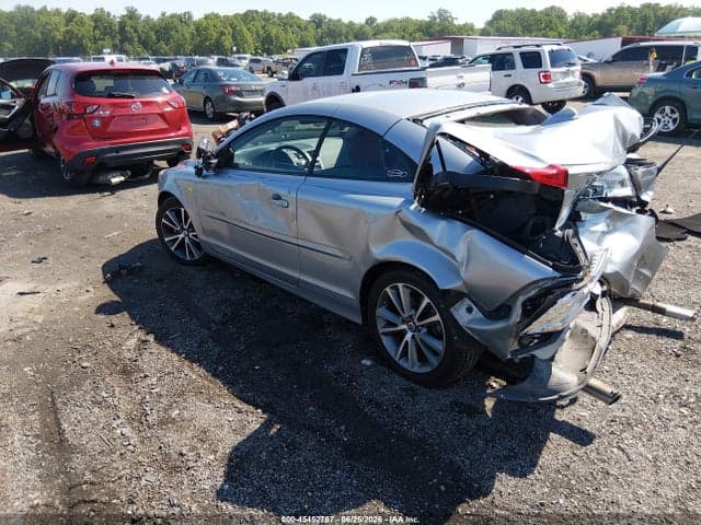 2011 VOLVO C70 T5 3