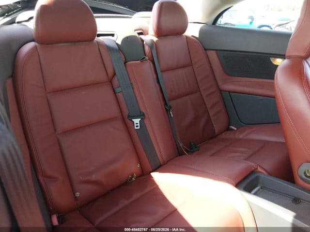 2011 VOLVO C70 T5 8