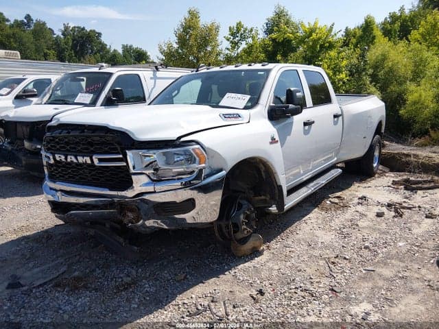2023 RAM 3500 TRADESMAN 4X4 8' BOX 2