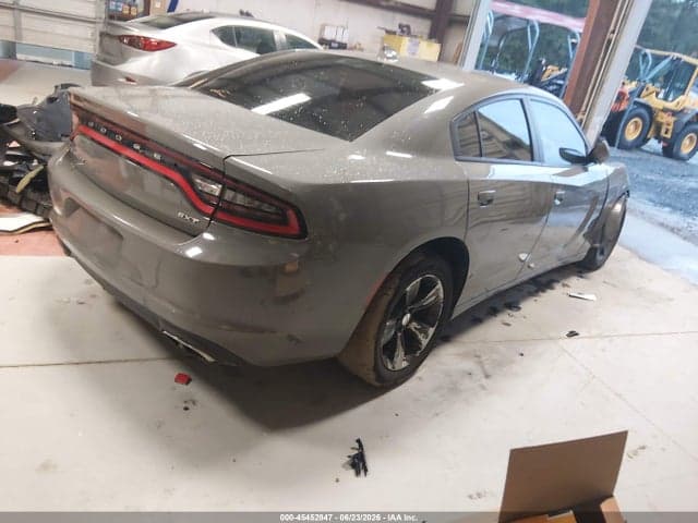 2017 DODGE CHARGER SXT RWD 4
