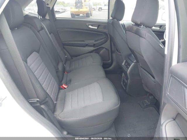 2021 FORD EDGE SE 9