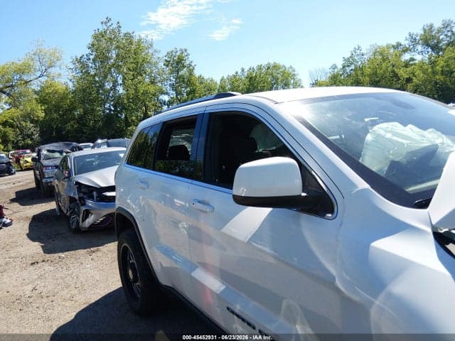 2018 JEEP GRAND CHEROKEE LAREDO E 4X4 13