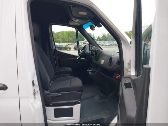 2020 FREIGHTLINER SPRINTER 2500 5