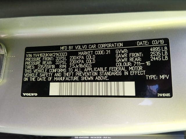 2019 VOLVO XC40 T5 9