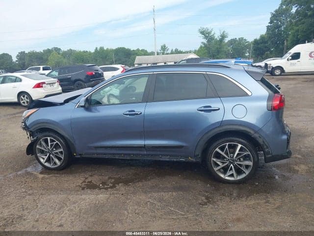 2022 KIA NIRO TOURING SE 14