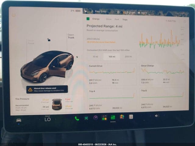 2023 TESLA MODEL 3 8