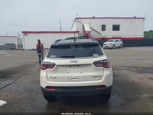 2018 JEEP COMPASS LIMITED 4X4 17
